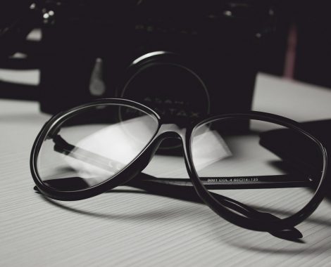 glasses-472027_1920